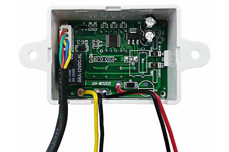 Higrostat DM W3005 – Regulator vlažnosti zraka 0–99%