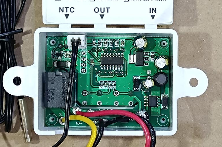 Termostat DM W3001 220V sa NTC 10K vodootpornom sondom